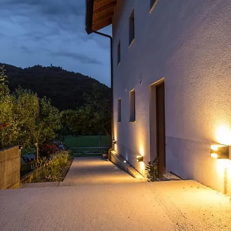 Hisa Lenart * Tolmin