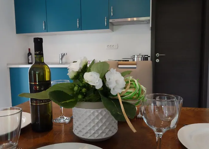 Hisa Lenart Lejlighed *