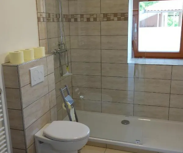 公寓 Hisa Lenart 托尔明